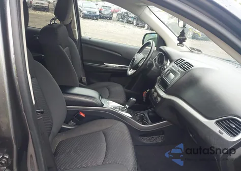 2018 Dodge Journey Se from USA, damaged, VIN 3C4PDCABXJT319785